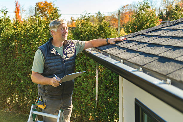 Professional Roofing technician working in Goldsboro, NC